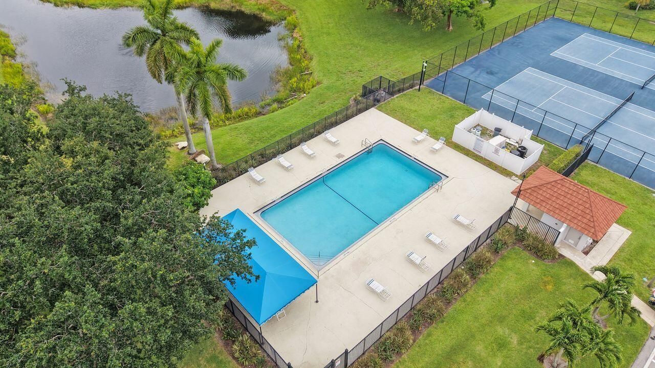 6063 Sunberry Circle, Boynton Beach, FL 33437 Photo