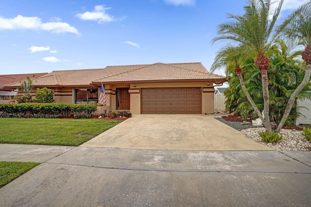 6063 Sunberry Circle, Boynton Beach, FL 33437 Photo