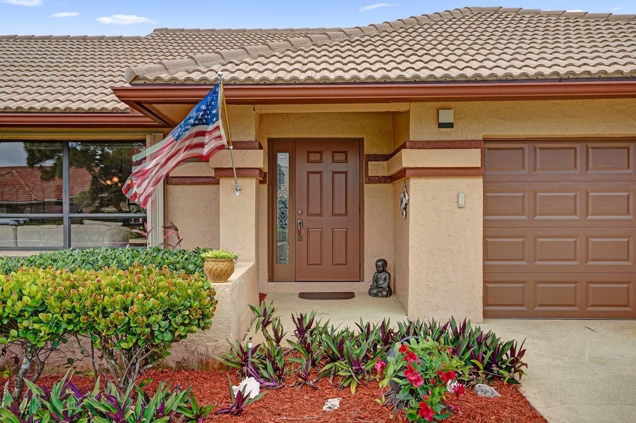 6063 Sunberry Circle, Boynton Beach, FL 33437 Photo