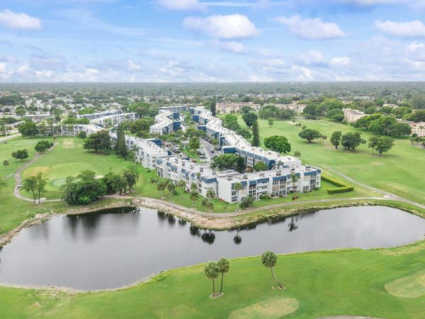 7807 Golf Cir Drive, Unit H 305, Margate, FL 33063