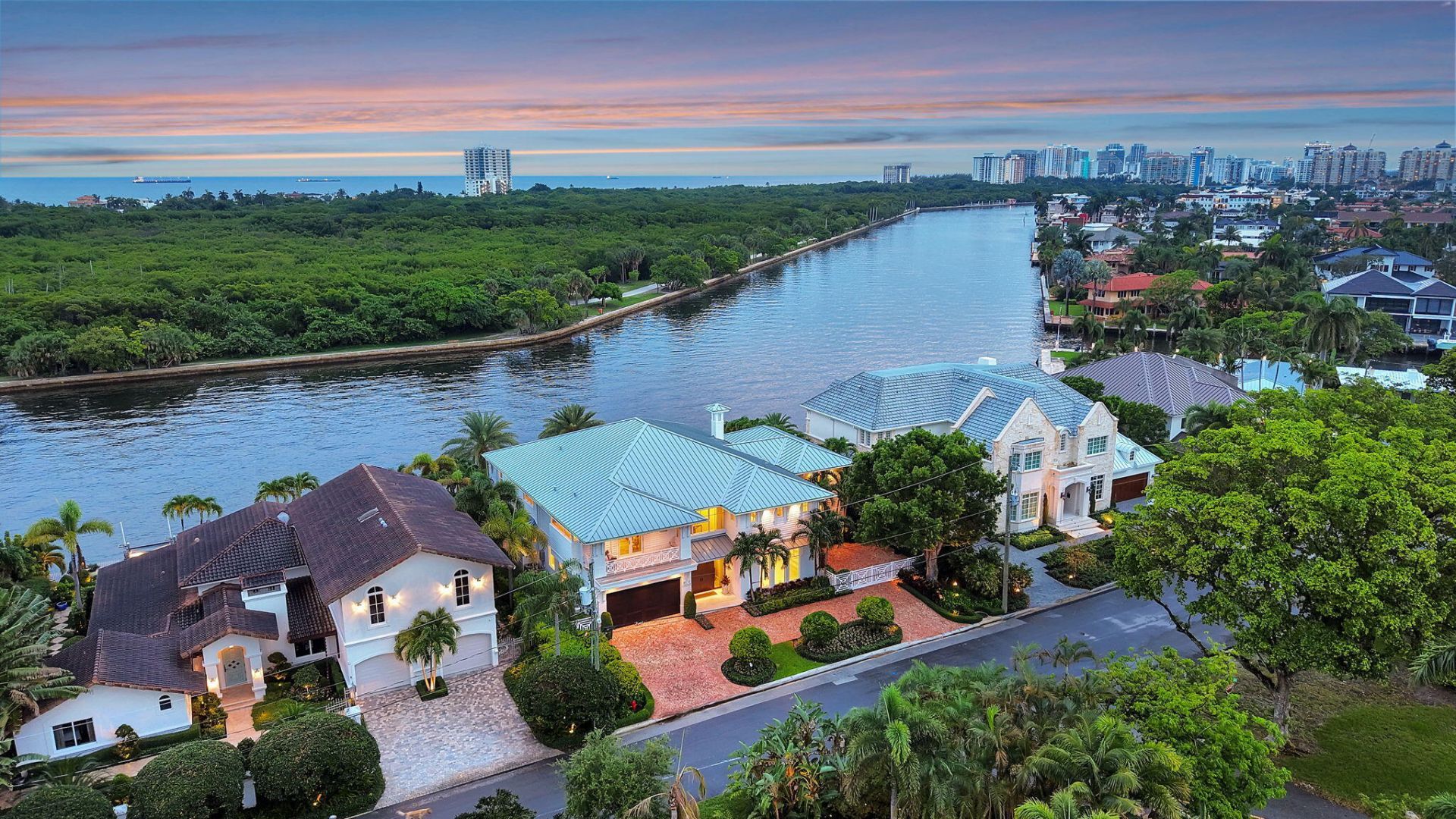 1900 Intracoastal Drive, Fort Lauderdale, FL 33305 Photo