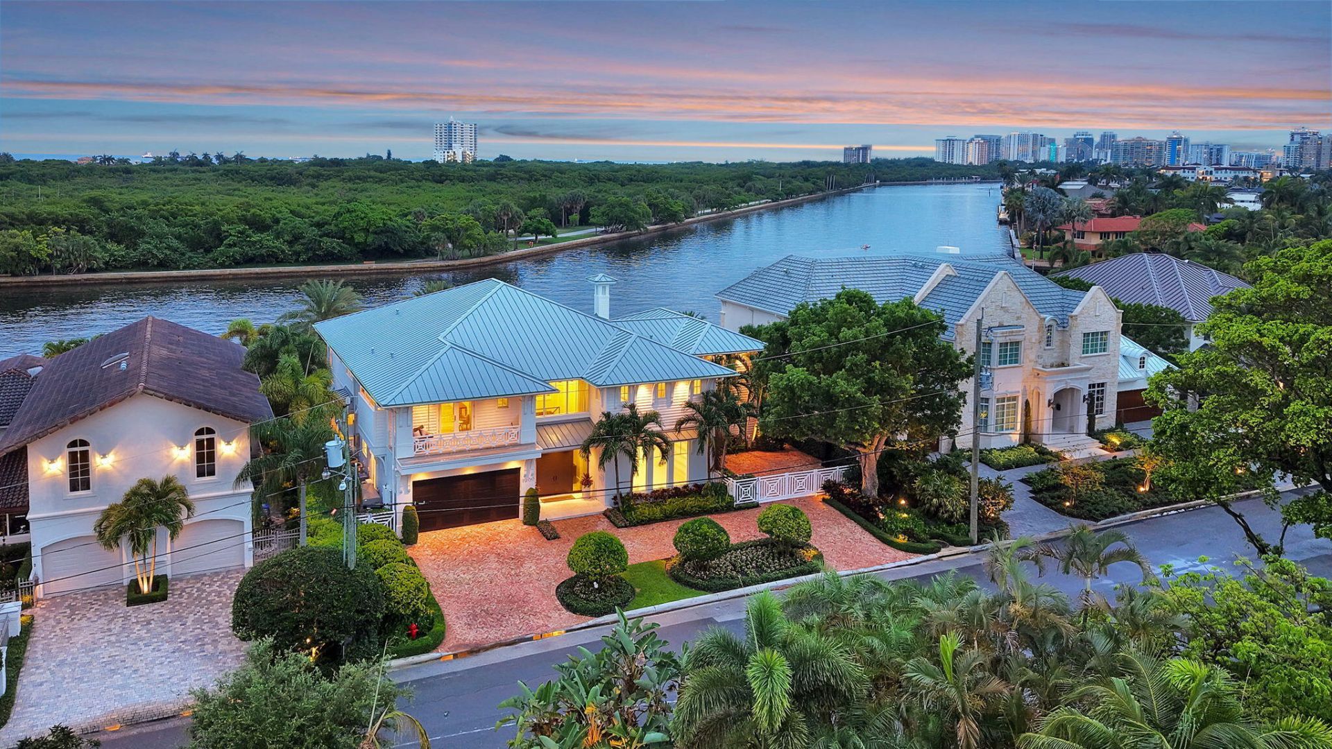 1900 Intracoastal Drive, Fort Lauderdale, FL 33305 Photo