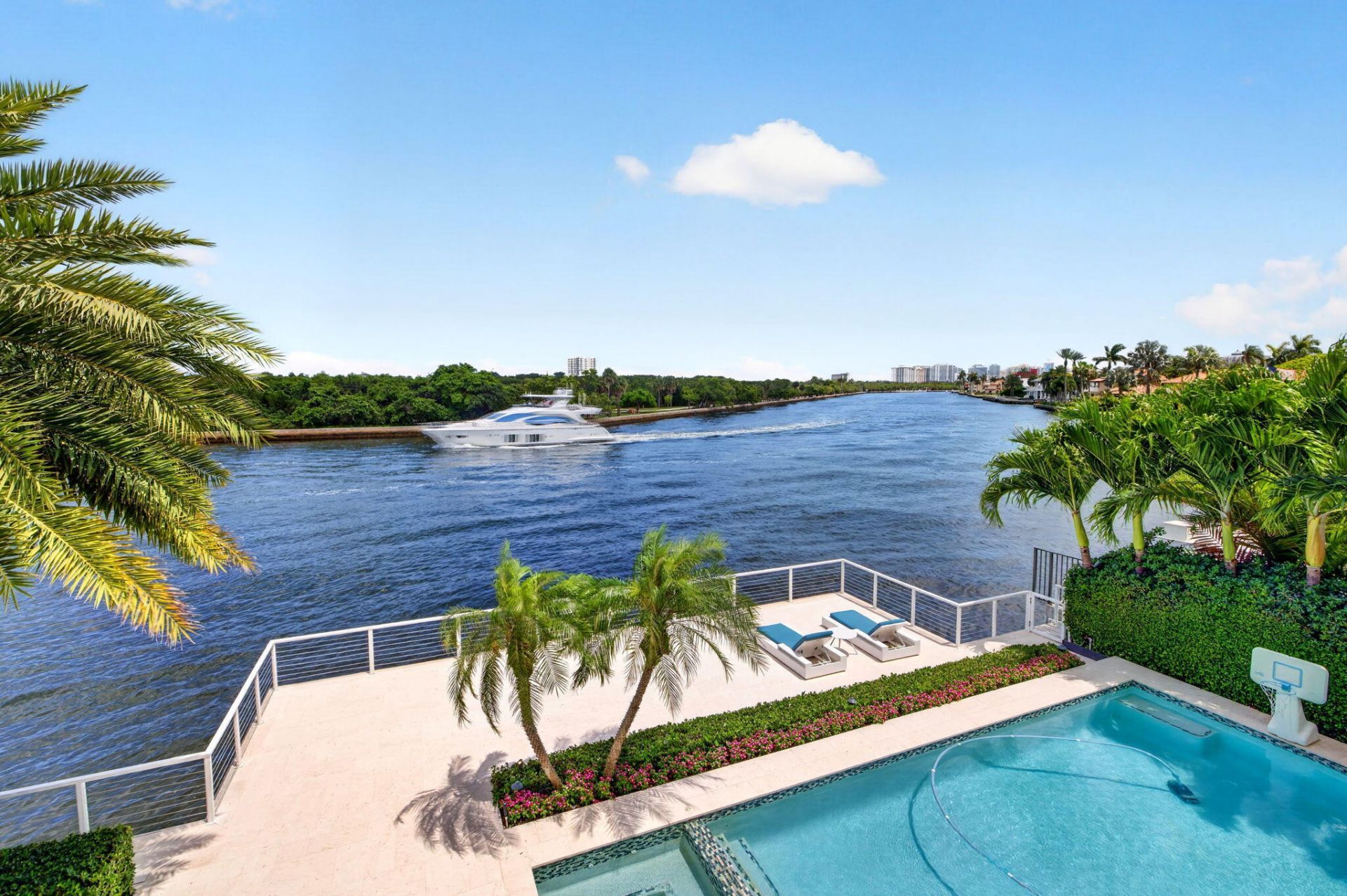 1900 Intracoastal Drive, Fort Lauderdale, FL 33305 Photo