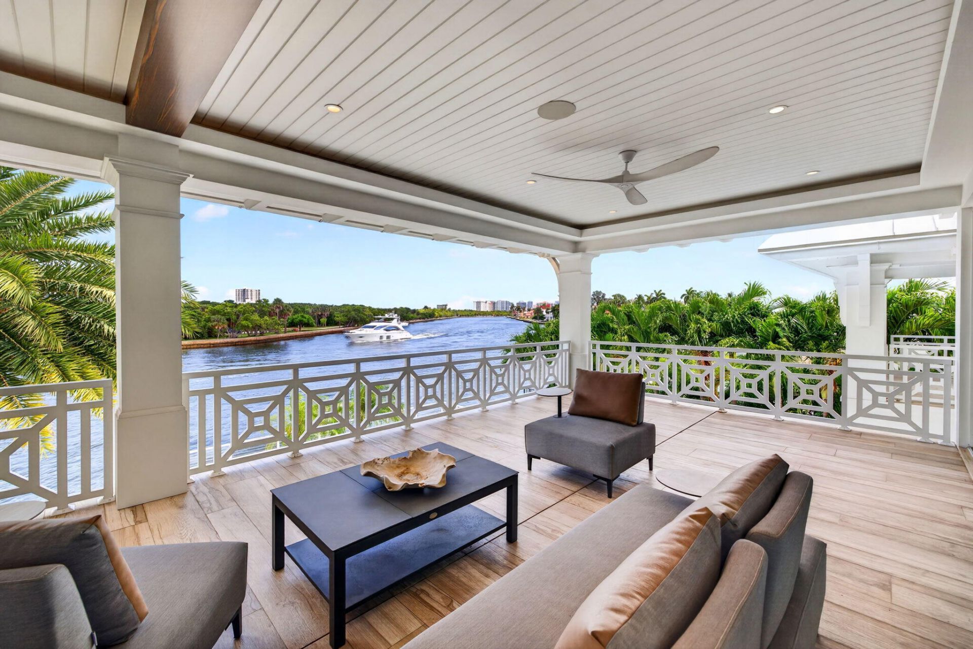 1900 Intracoastal Drive, Fort Lauderdale, FL 33305 Photo