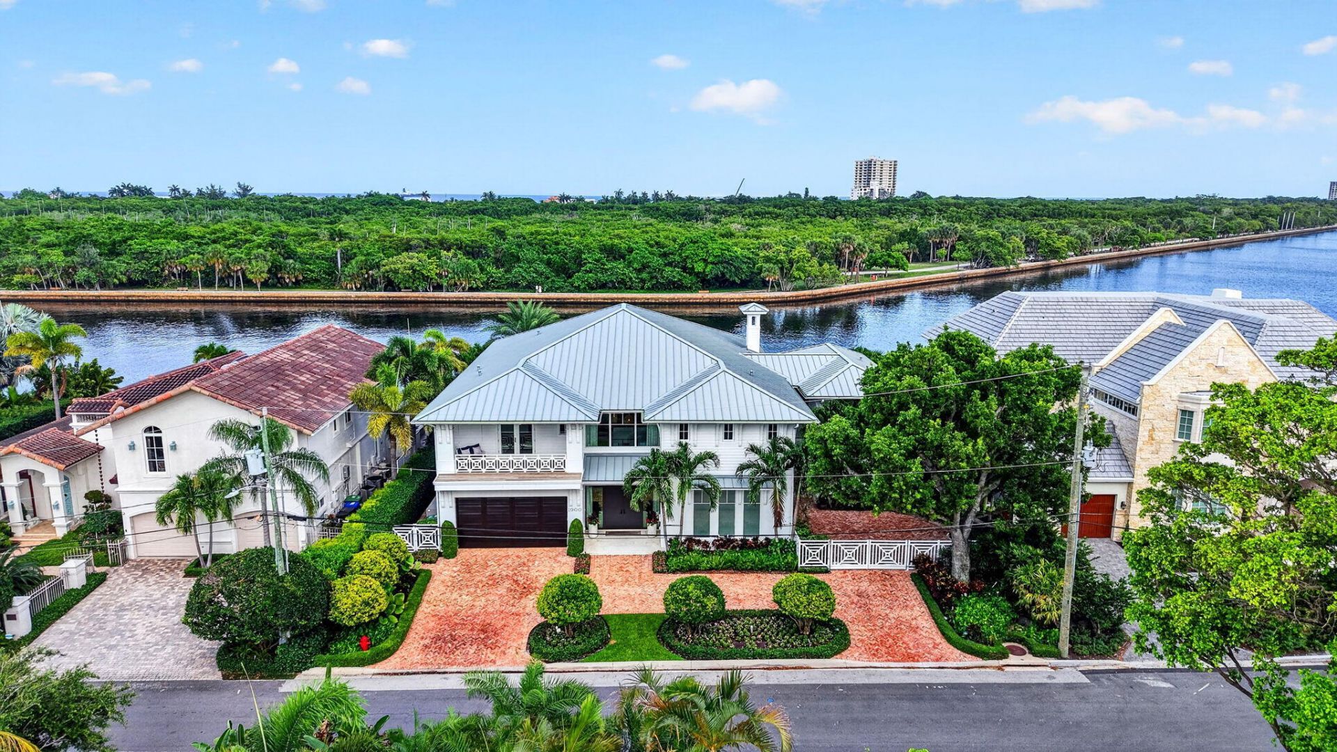 1900 Intracoastal Drive, Fort Lauderdale, FL 33305 Photo