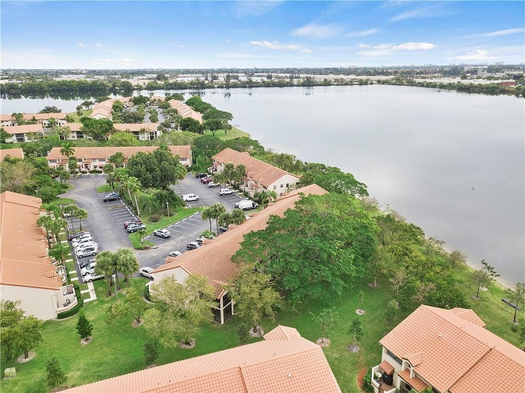 912 Congressional Way, Deerfield Beach, FL 33442 Photo