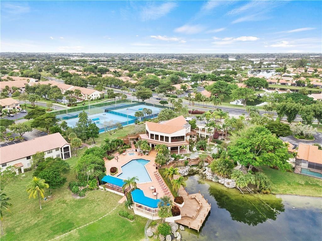 912 Congressional Way, Deerfield Beach, FL 33442 Photo