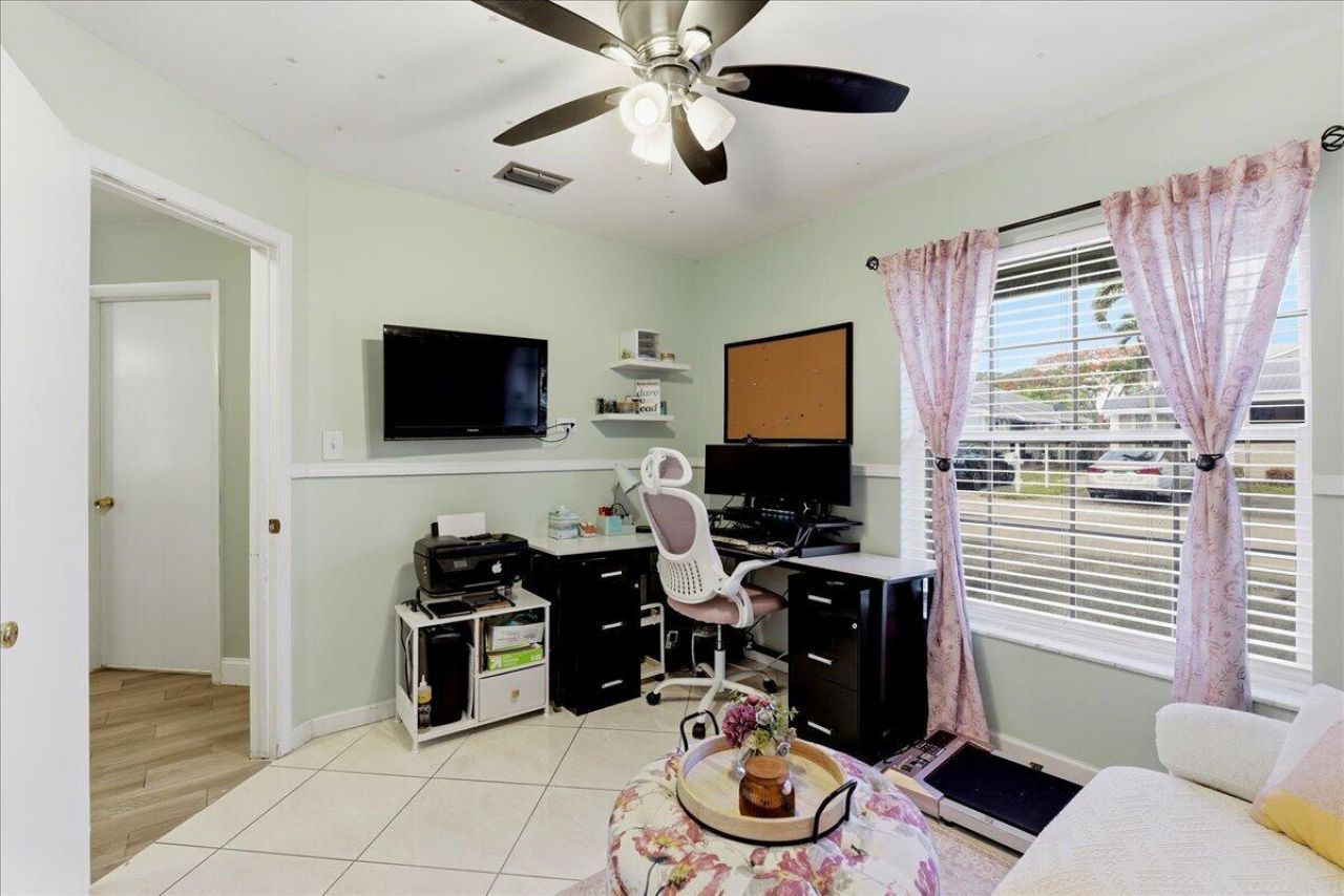 970 SW 111th Way, Davie, FL 33324 Photo