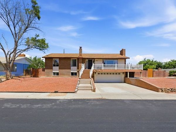 2496 CRESTVIEW DR , Santa Clara, UT 84765