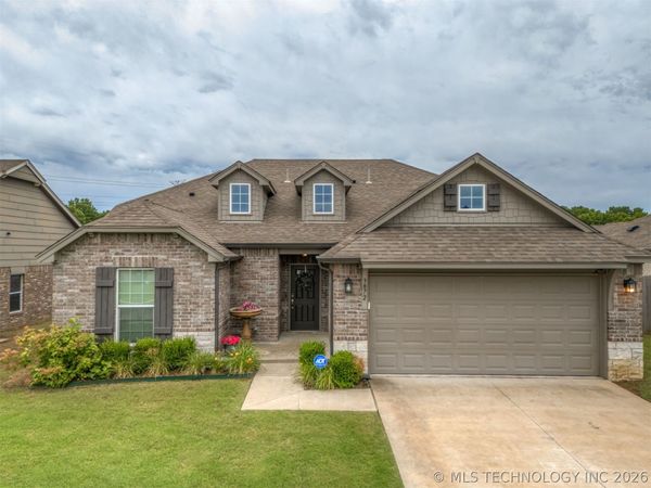 3872 E 144th Street S, Bixby, OK 74008