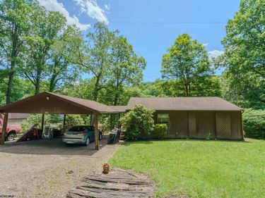 1061 Loren Lane, Fairmont, WV 26554