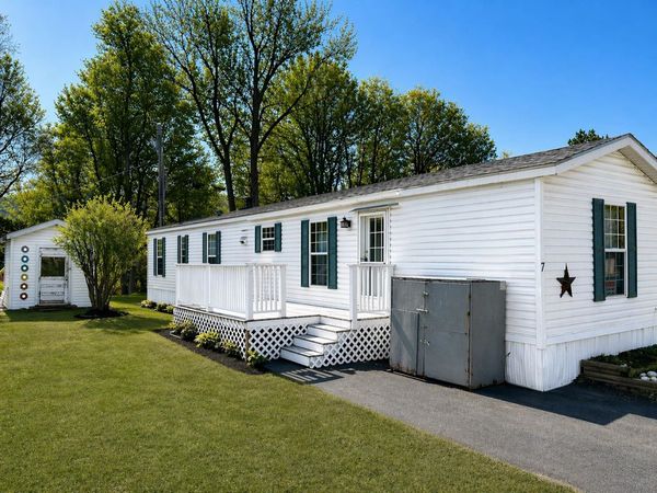 7 Dublin Street, Gorham, NH 03581