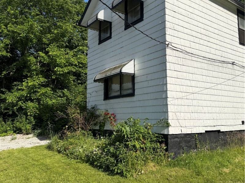 9518 Benham Avenue, Cleveland, OH 44105 Photo 2