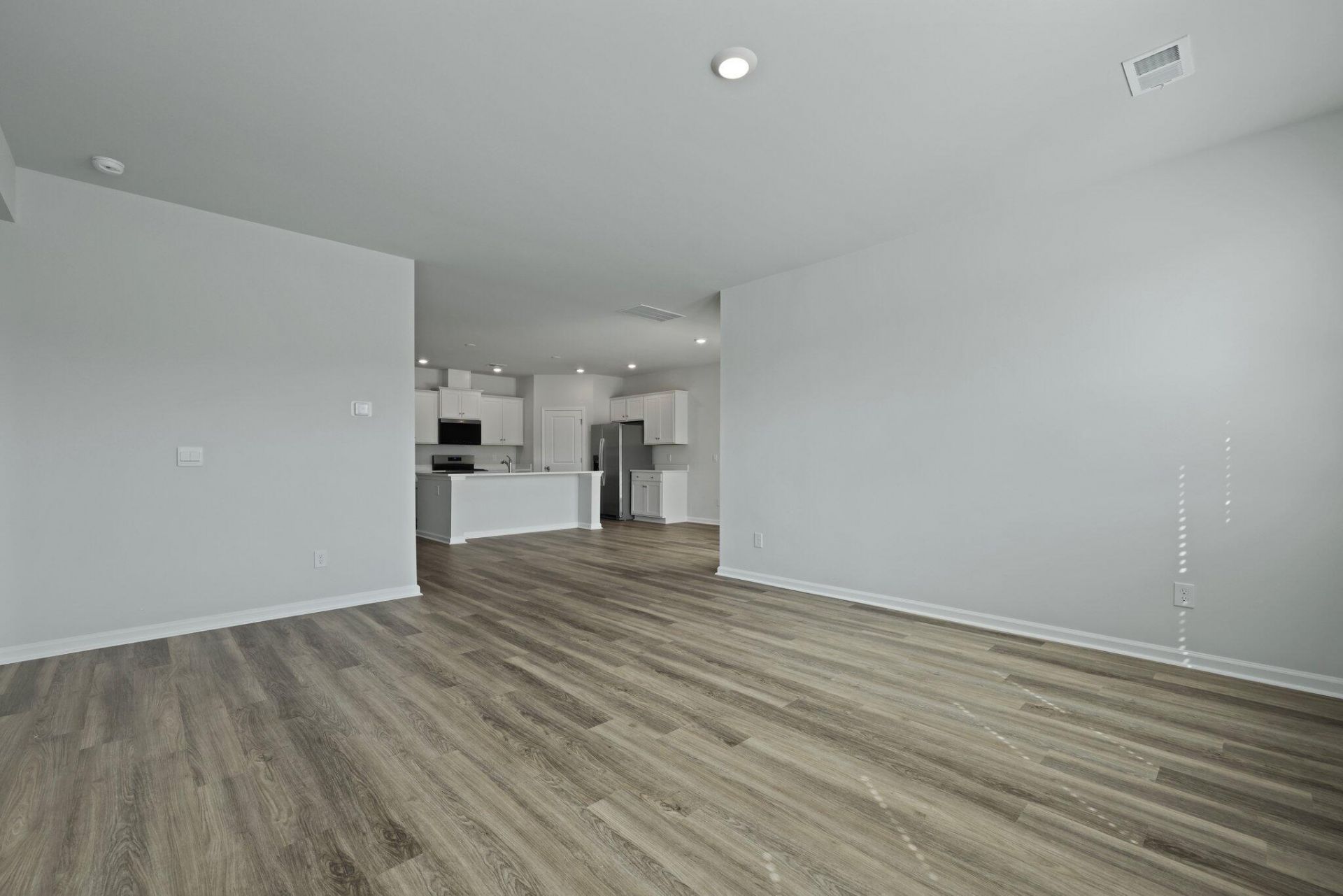 105 Midmills Lane Photo 23