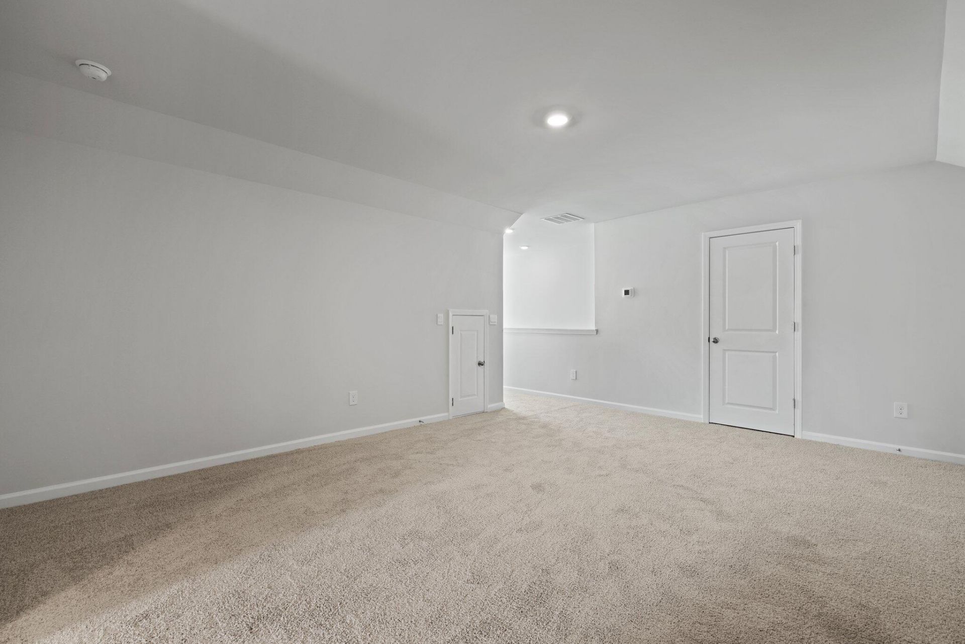105 Midmills Lane Photo 33