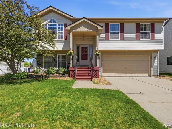 1714 Newgate Lane, Hartland Twp, MI 48843