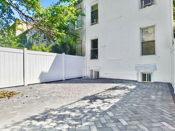 612 Jerome Street , Brooklyn, NY 11207