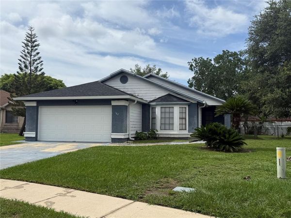 182 PINEWOOD CIRCLE , KISSIMMEE, FL 34743