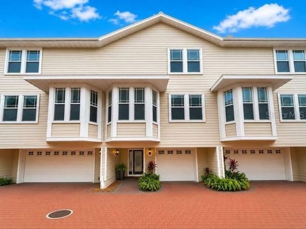 3315 W DE LEON STREET, Unit 15, TAMPA, FL 33609