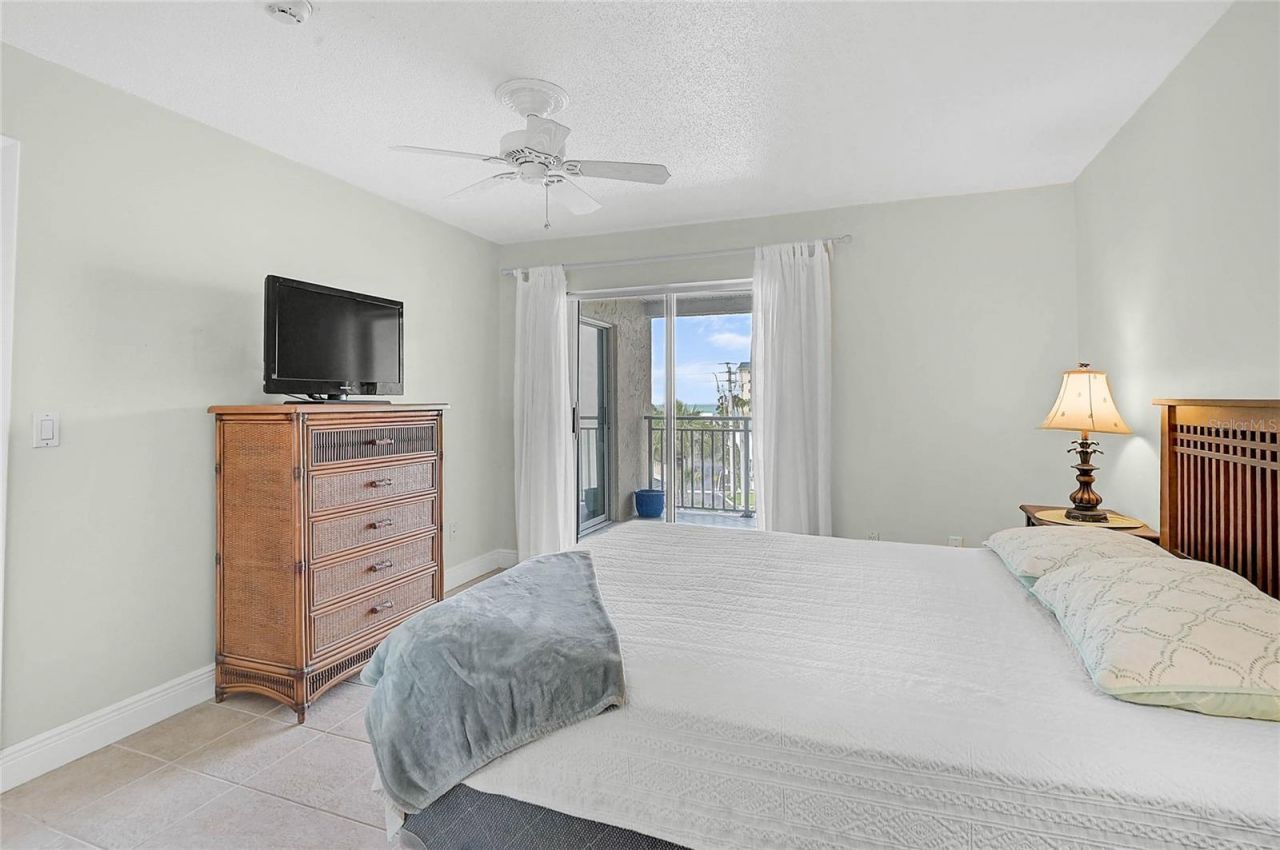 845 Benjamin Franklin Drive , Unit 402, Sarasota, FL 34236 Photo