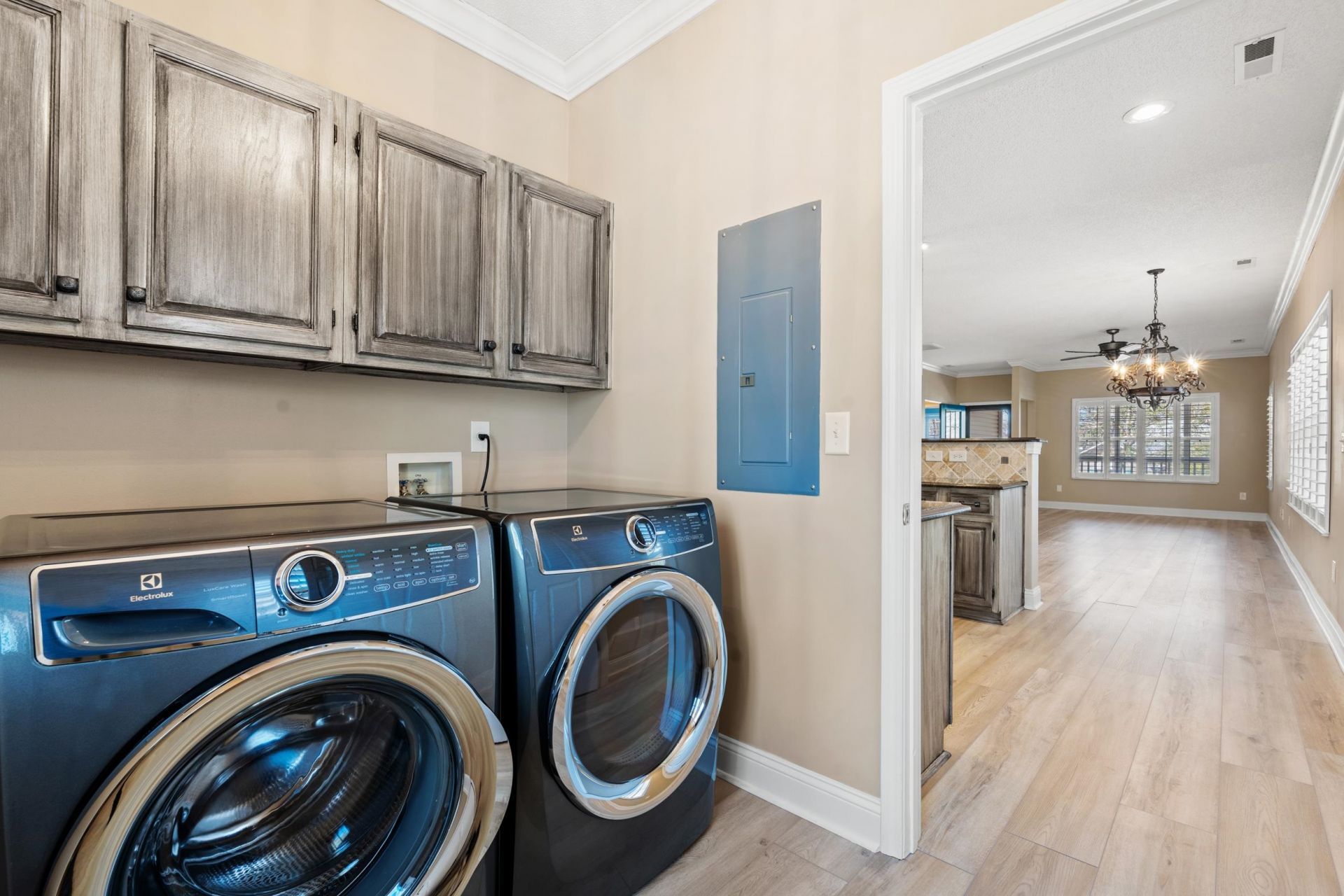 1019 Hickory Dr. Photo 15