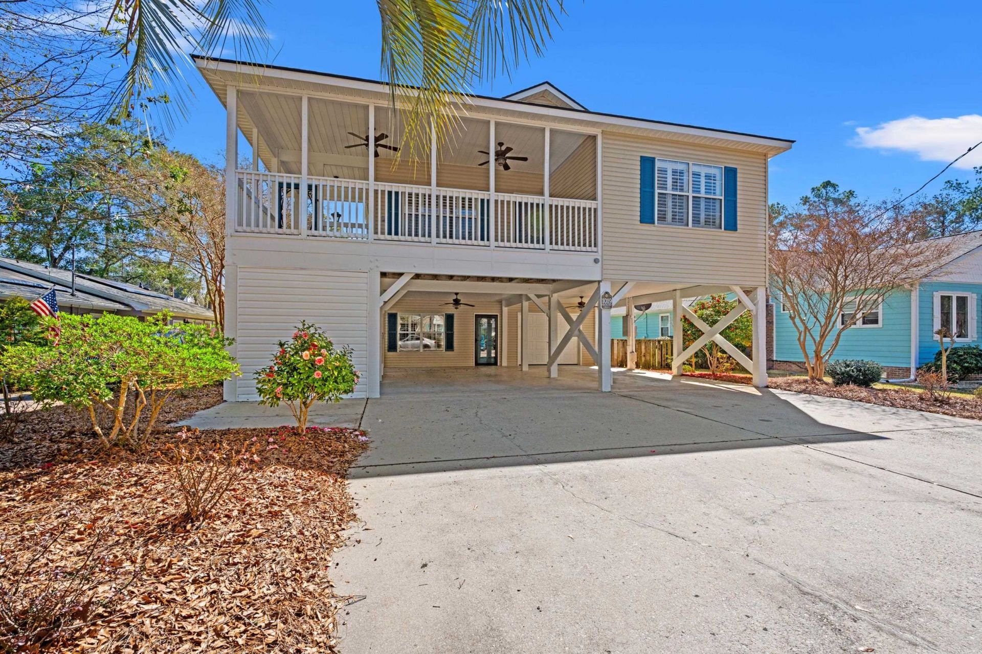 1019 Hickory Dr. Photo 2
