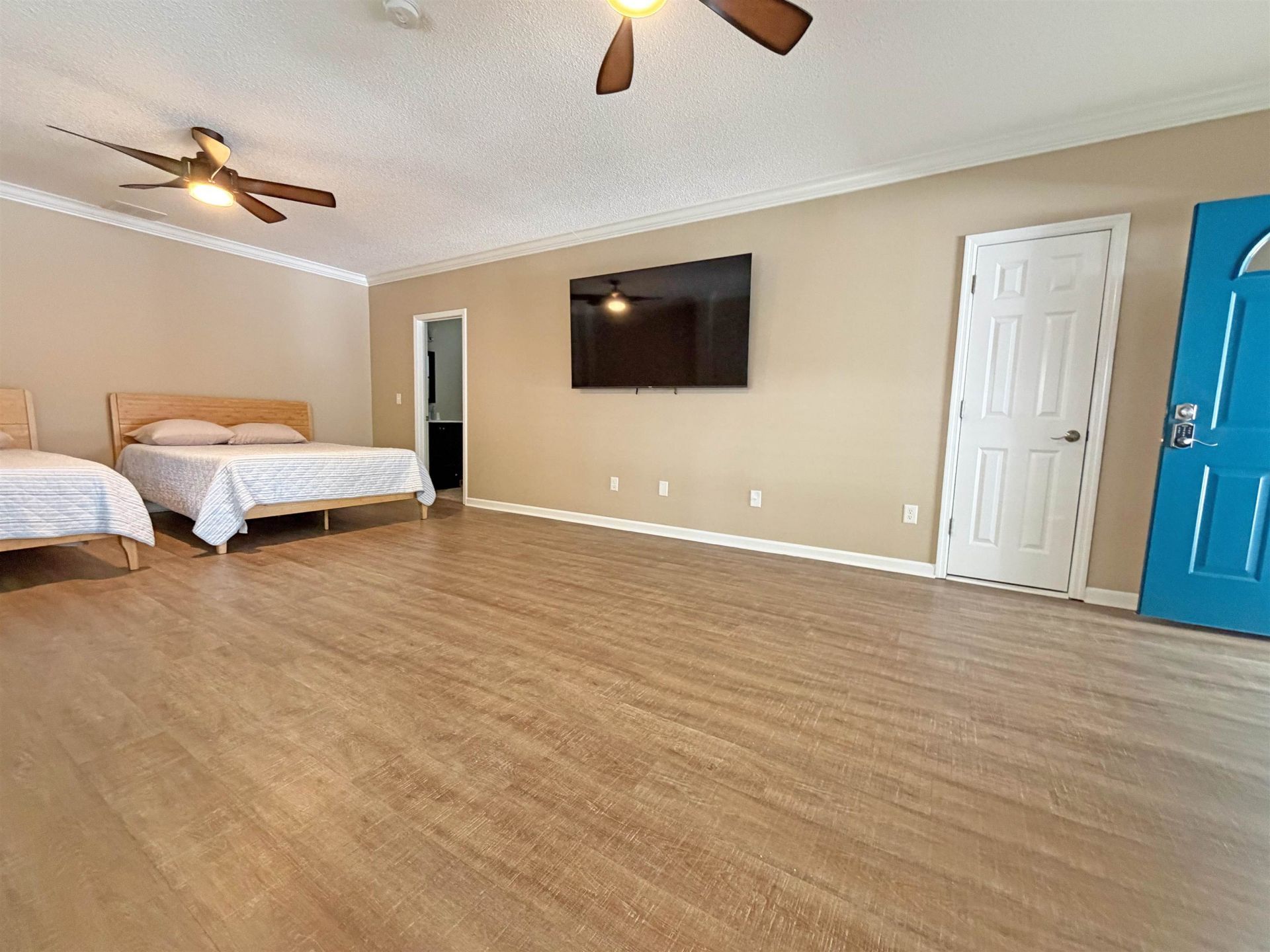 1019 Hickory Dr. Photo 29