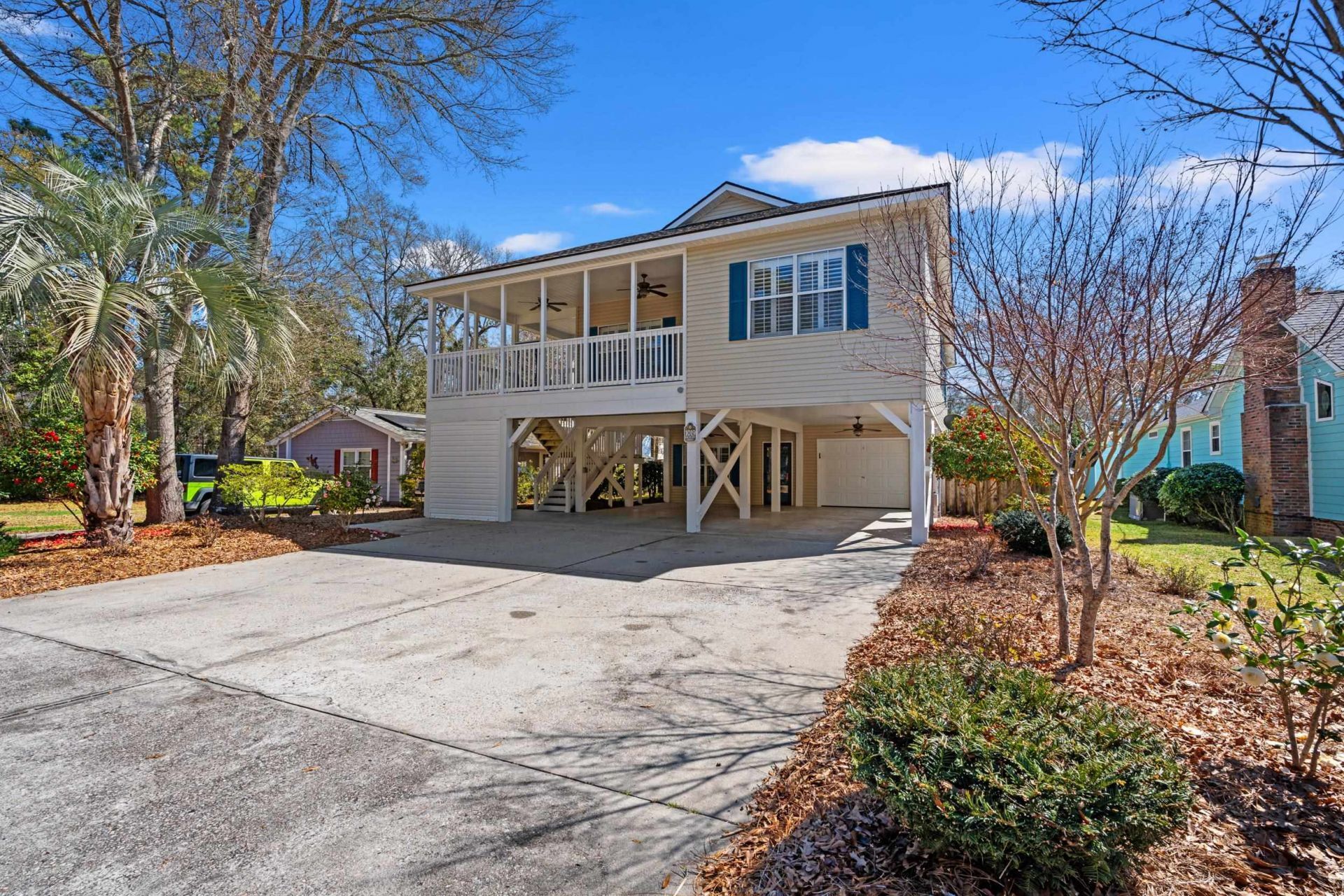 1019 Hickory Dr. Photo 3