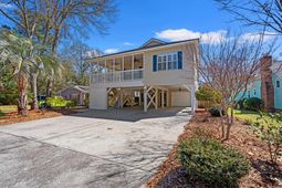 1019 Hickory Dr. photo 4