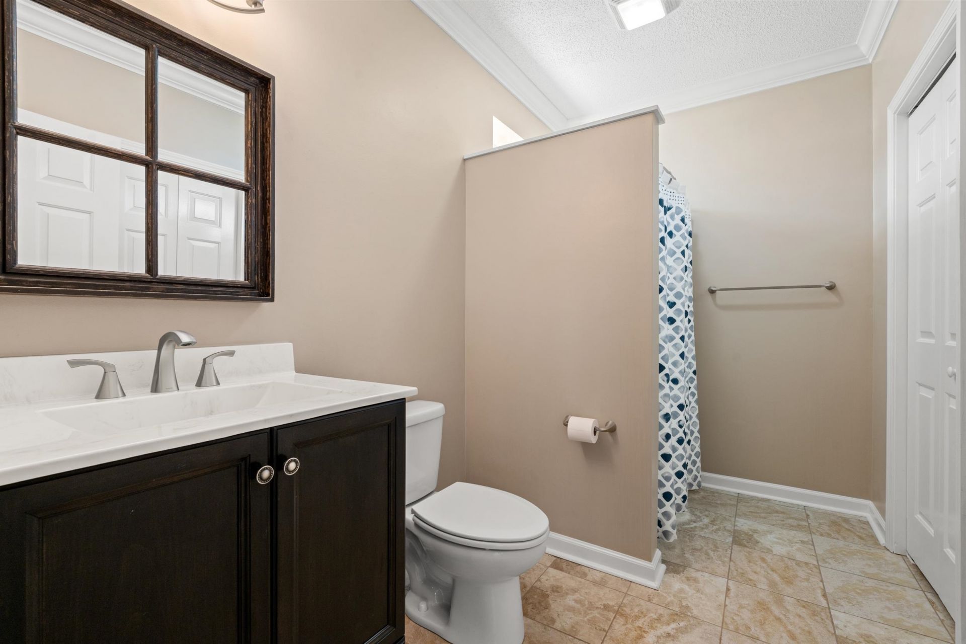 1019 Hickory Dr. Photo 30