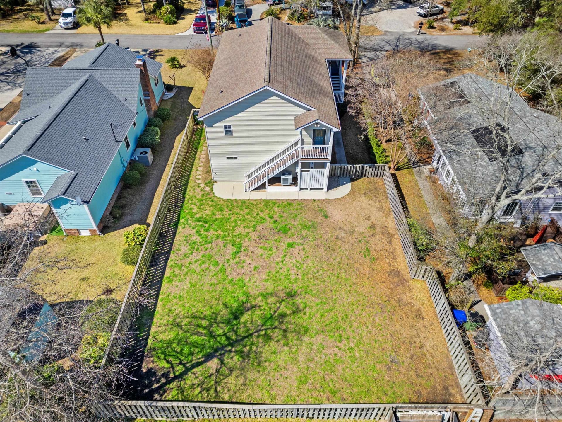 1019 Hickory Dr. Photo 34