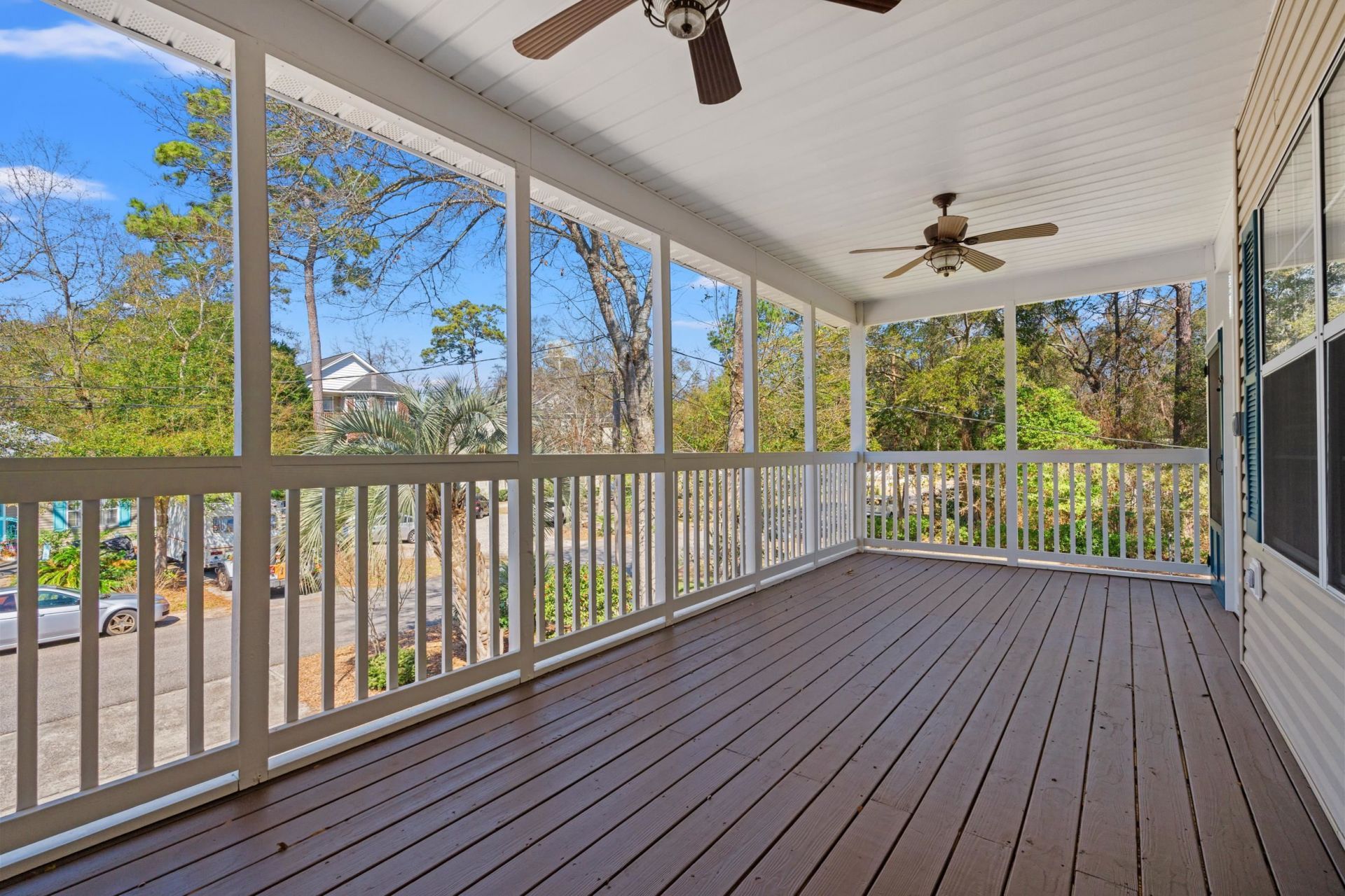 1019 Hickory Dr. Photo 4