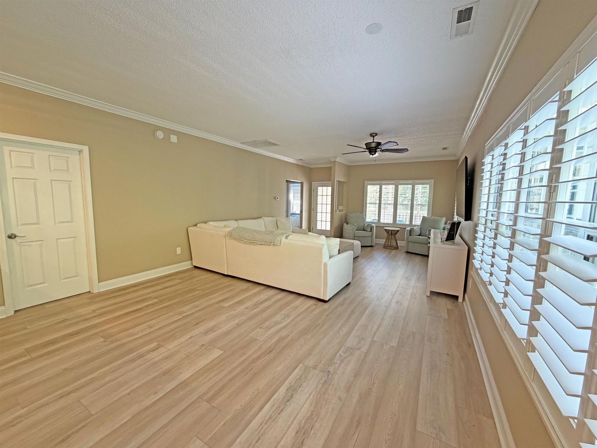 1019 Hickory Dr. Photo 9