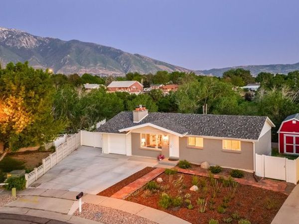 318 E DAVID CIR , Sandy, UT 84070