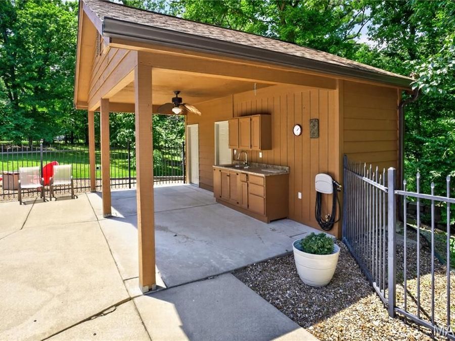 Property Image 46