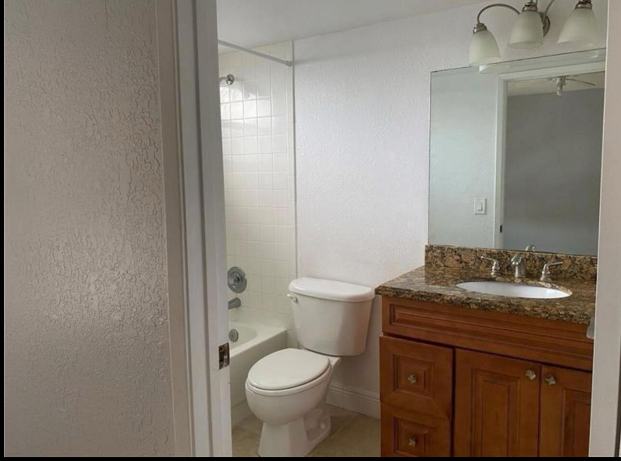 1455 Lake Crystal Drive, Unit H, West Palm Beach, FL 33411 Photo