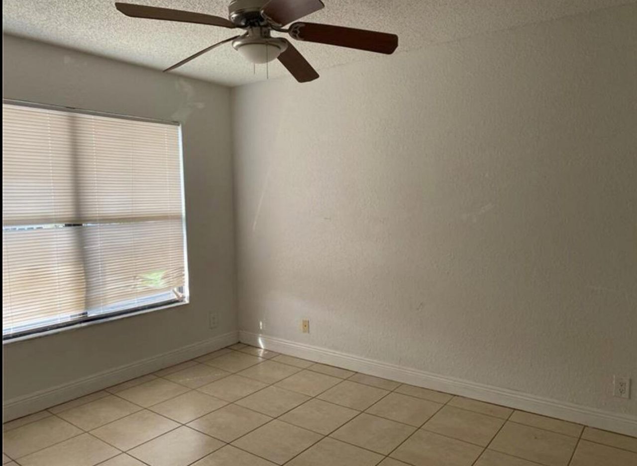 1455 Lake Crystal Drive, Unit H, West Palm Beach, FL 33411 Photo