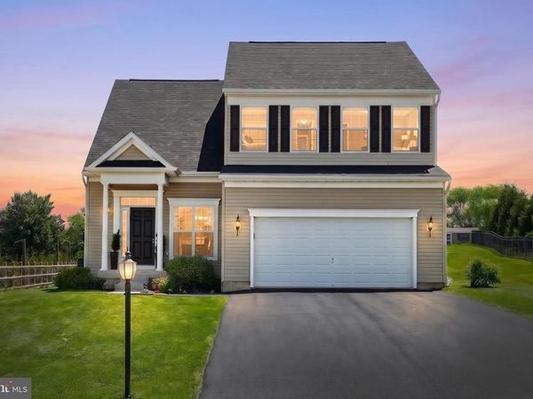 2322 WATER GARDEN DRIVE, HANOVER, PA 17331