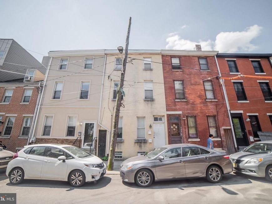 126 W Laurel Street, Unit 2, Philadelphia, PA 19123 Main Photo