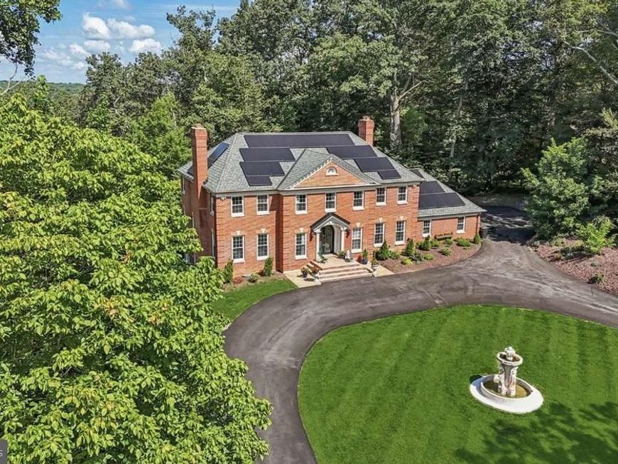 10900 Tara Road , Rockville, MD 20854 Main Photo