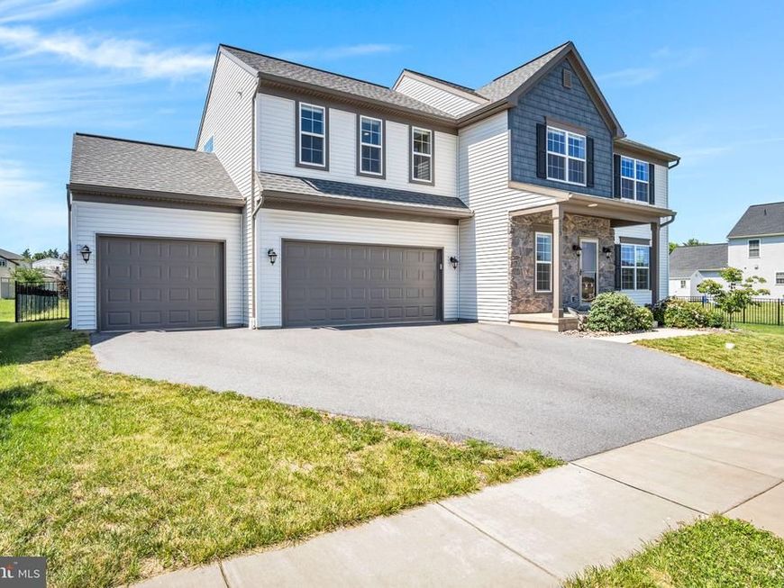 223 Wright Drive, Mechanicsburg, PA 17055 Main Photo