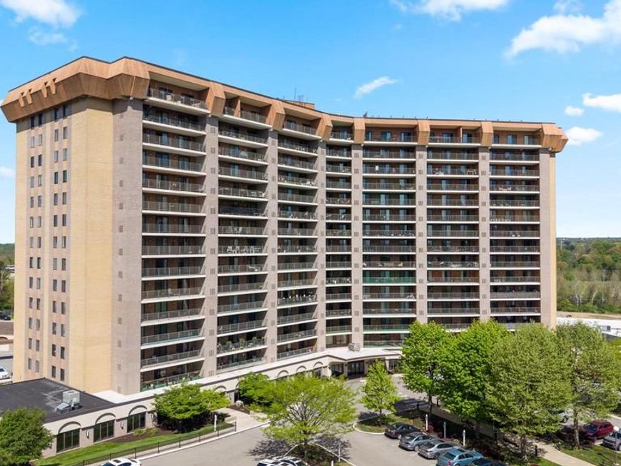 20933 Valley Forge Circle, Unit 933, King of Prussia, PA 19406 Main Photo