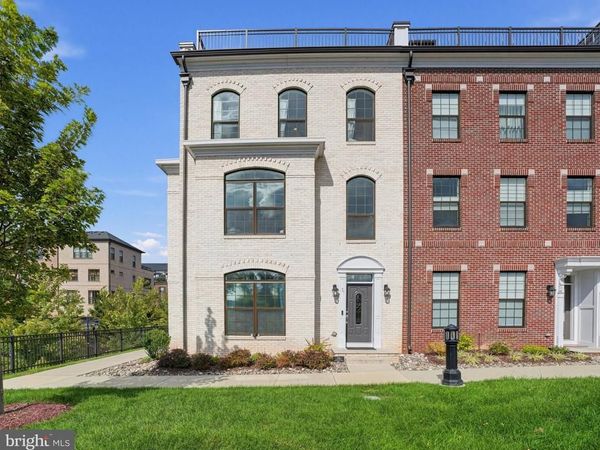 601 LEIGH WAY, OXON HILL, MD 20745
