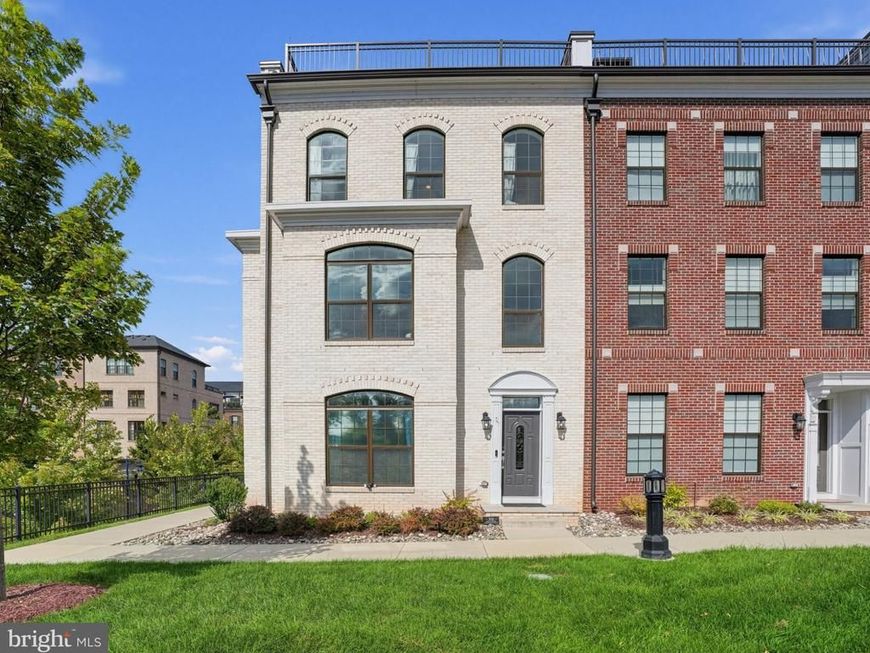 601 Leigh Way, Oxon Hill, MD 20745 Main Photo