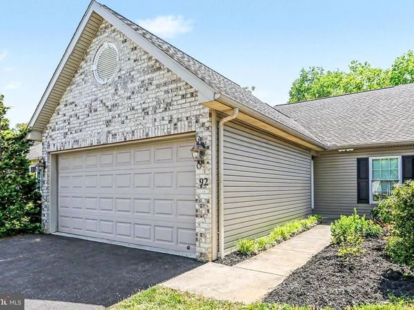 92 KESWICK DRIVE, MECHANICSBURG, PA 17050