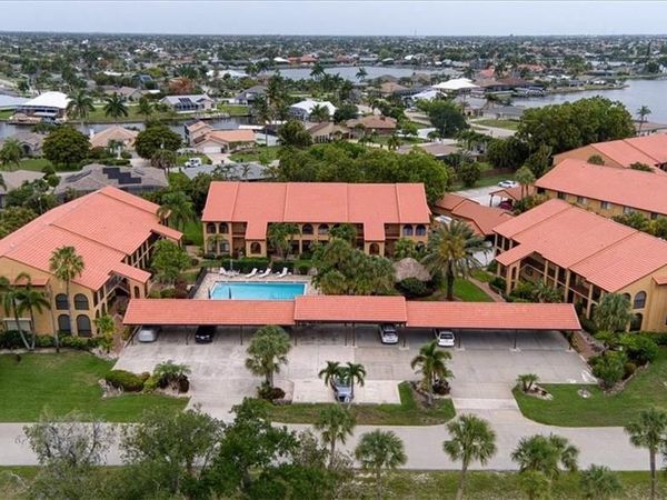 5510 SW 4th PL , Unit 305, CAPE CORAL, FL 33914