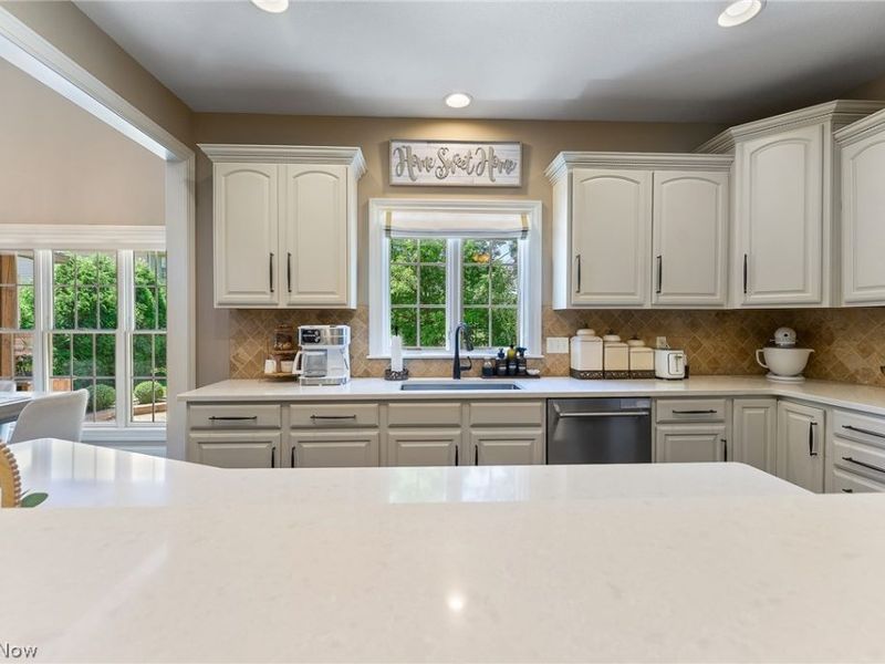 1325 Fox Den Trail, Canfield, OH 44406 Photo 10
