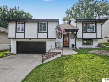 6318 N 112 Circle, Omaha, NE 68164
