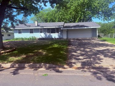 8500 Rich Avenue S, Bloomington, MN 55437