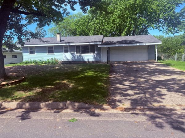 8500 Rich Avenue S, Bloomington, MN 55437